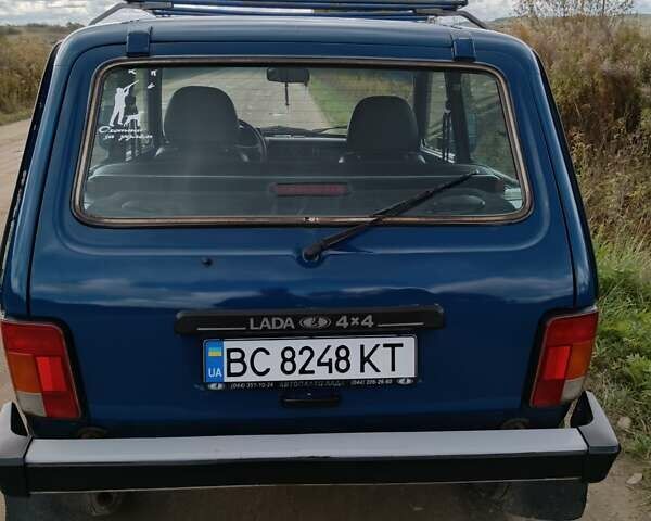 Синий ВАЗ 21214, объемом двигателя 1.7 л и пробегом 88 тыс. км за 4000 $, фото 8 на Automoto.ua