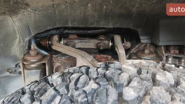 Синий ВАЗ 21214, объемом двигателя 1.7 л и пробегом 146 тыс. км за 3600 $, фото 2 на Automoto.ua