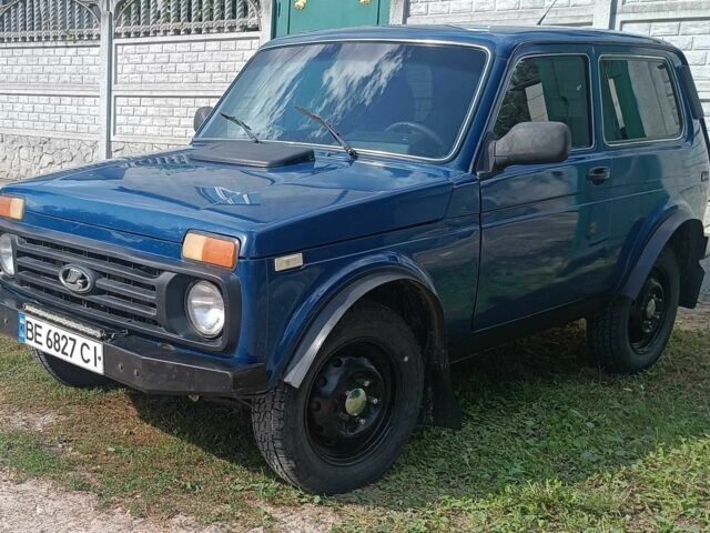Синий ВАЗ 21214, объемом двигателя 1.7 л и пробегом 150 тыс. км за 2600 $, фото 1 на Automoto.ua
