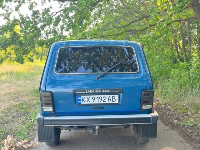 Синий ВАЗ 21214, объемом двигателя 1.7 л и пробегом 77 тыс. км за 4000 $, фото 4 на Automoto.ua