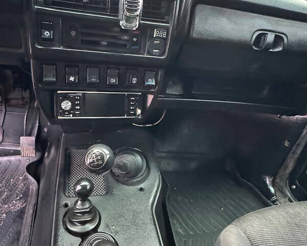 Синий ВАЗ 21214, объемом двигателя 1.7 л и пробегом 167 тыс. км за 5000 $, фото 15 на Automoto.ua