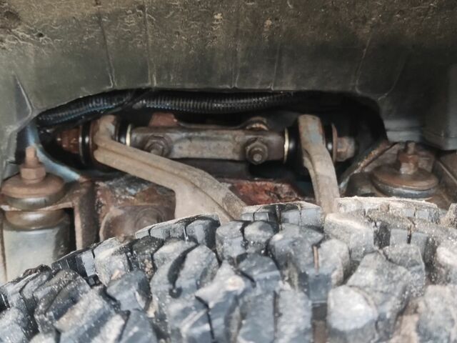 ВАЗ 21214 2008 в Чернигове на Automoto.ua Синий ВАЗ 21214, объемом двигателя 0 л и пробегом 117 тыс. км за 3800 $, фото 6 на Automoto.ua