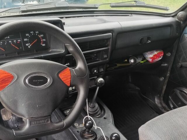 ВАЗ 21214 2008 в Чернигове на Automoto.ua Синий ВАЗ 21214, объемом двигателя 0 л и пробегом 117 тыс. км за 3800 $, фото 11 на Automoto.ua