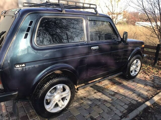 Синий ВАЗ 21214, объемом двигателя 1.7 л и пробегом 127 тыс. км за 5000 $, фото 3 на Automoto.ua