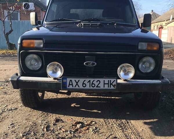 Синий ВАЗ 21214, объемом двигателя 1.7 л и пробегом 127 тыс. км за 4500 $, фото 5 на Automoto.ua