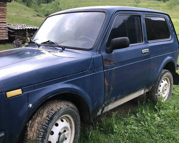 Синий ВАЗ 21214, объемом двигателя 1.7 л и пробегом 93 тыс. км за 2500 $, фото 5 на Automoto.ua