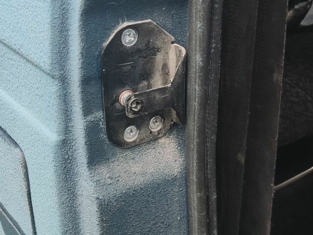 ВАЗ 21214 2008 в Чернигове на Automoto.ua Синий ВАЗ 21214, объемом двигателя 0 л и пробегом 117 тыс. км за 3800 $, фото 7 на Automoto.ua