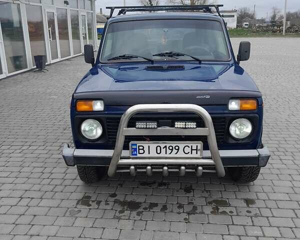 Синій ВАЗ 21214, об'ємом двигуна 1.7 л та пробігом 154 тис. км за 5000 $, фото 9 на Automoto.ua