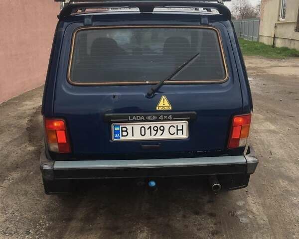 Синій ВАЗ 21214, об'ємом двигуна 1.7 л та пробігом 154 тис. км за 5000 $, фото 2 на Automoto.ua