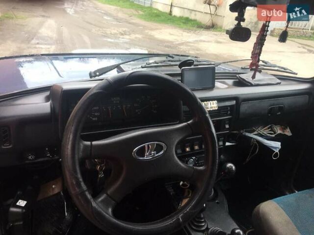 Синій ВАЗ 21214, об'ємом двигуна 1.7 л та пробігом 154 тис. км за 5000 $, фото 7 на Automoto.ua