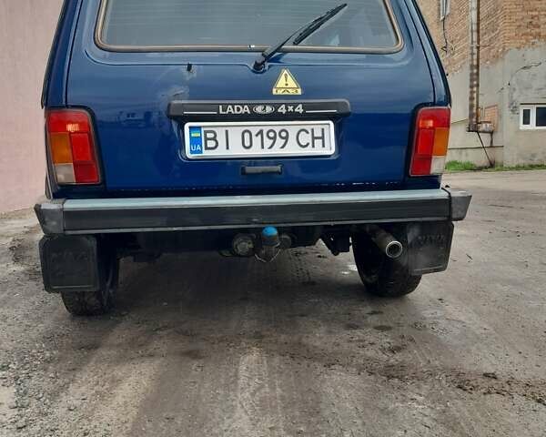Синій ВАЗ 21214, об'ємом двигуна 1.7 л та пробігом 154 тис. км за 5000 $, фото 13 на Automoto.ua