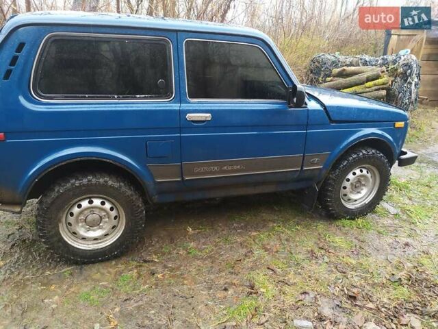 Синий ВАЗ 21214, объемом двигателя 1.69 л и пробегом 180 тыс. км за 3900 $, фото 10 на Automoto.ua