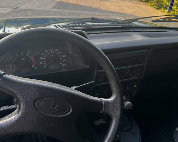 Синій ВАЗ 21214, об'ємом двигуна 1.69 л та пробігом 235 тис. км за 5200 $, фото 9 на Automoto.ua
