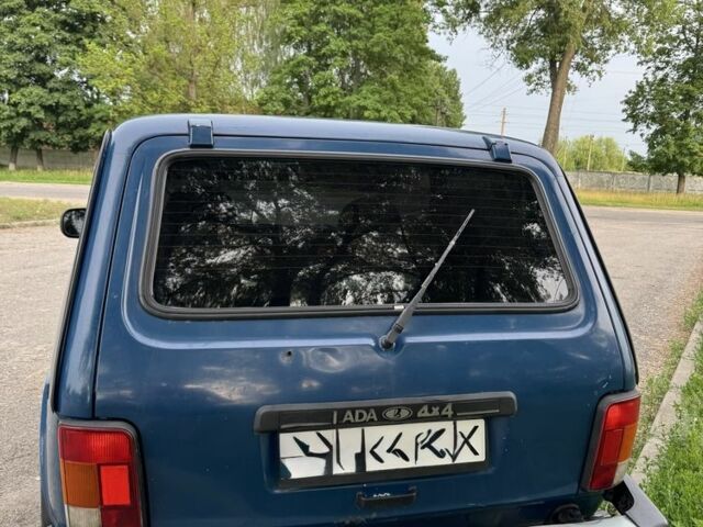 Синій ВАЗ 21214, об'ємом двигуна 1.7 л та пробігом 130 тис. км за 3199 $, фото 11 на Automoto.ua