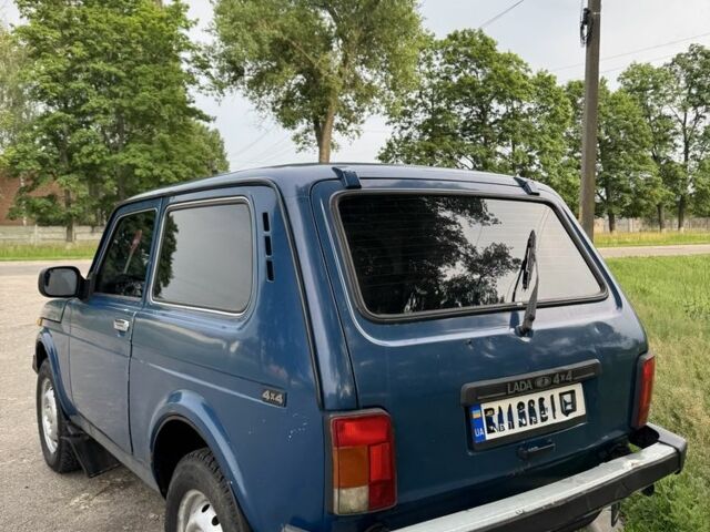 Синій ВАЗ 21214, об'ємом двигуна 1.7 л та пробігом 130 тис. км за 3199 $, фото 9 на Automoto.ua
