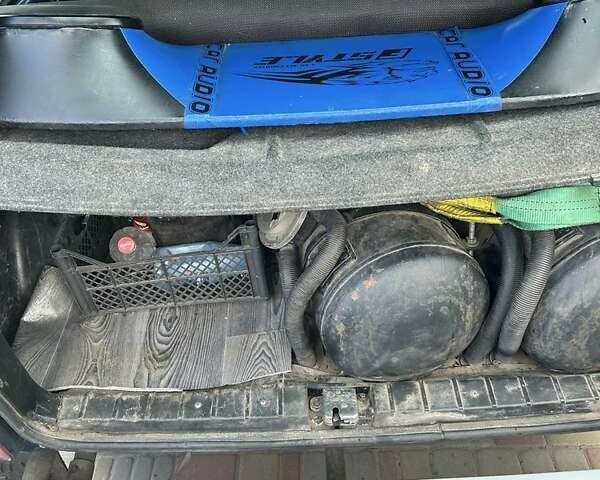 Синій ВАЗ 21214, об'ємом двигуна 1.7 л та пробігом 213 тис. км за 3600 $, фото 4 на Automoto.ua