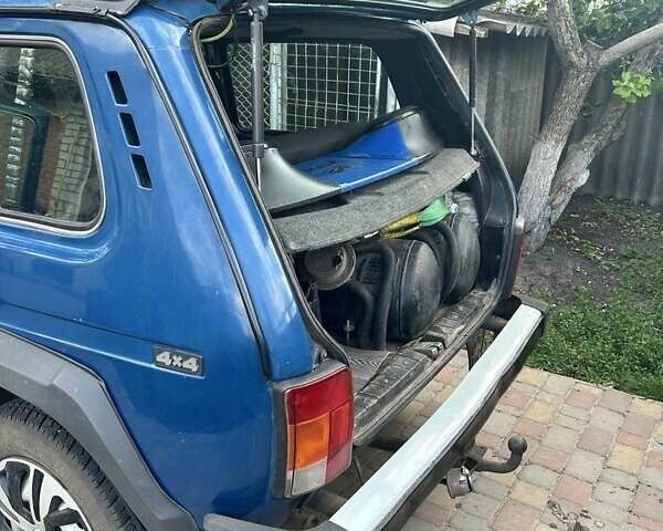 Синій ВАЗ 21214, об'ємом двигуна 1.7 л та пробігом 213 тис. км за 3600 $, фото 8 на Automoto.ua