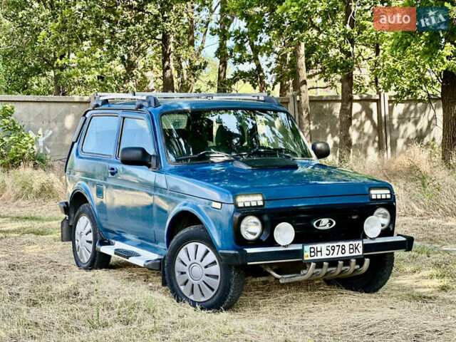 Синий ВАЗ 21214, объемом двигателя 1.7 л и пробегом 209 тыс. км за 3400 $, фото 9 на Automoto.ua