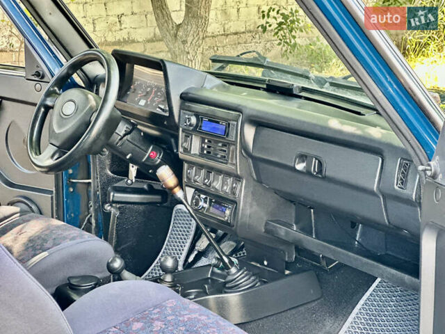 Синий ВАЗ 21214, объемом двигателя 1.7 л и пробегом 209 тыс. км за 3400 $, фото 22 на Automoto.ua