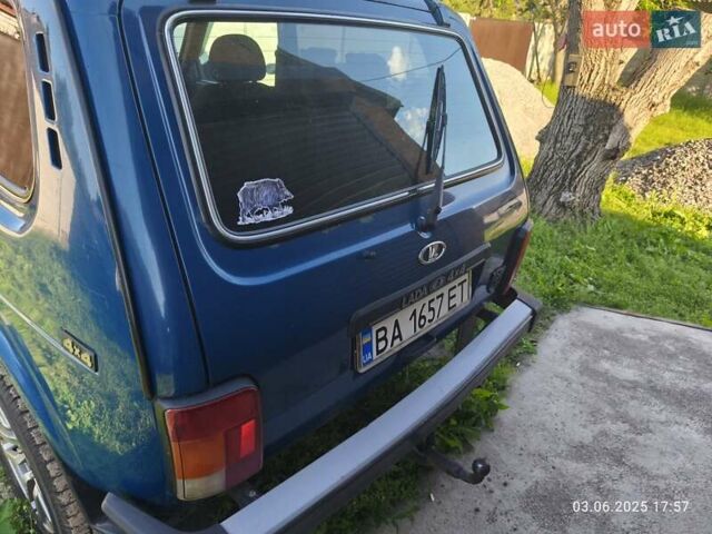 Синий ВАЗ 21214, объемом двигателя 1.69 л и пробегом 93 тыс. км за 5300 $, фото 5 на Automoto.ua