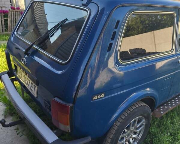 Синий ВАЗ 21214, объемом двигателя 1.69 л и пробегом 93 тыс. км за 5300 $, фото 2 на Automoto.ua