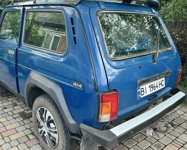 Синій ВАЗ 21214, об'ємом двигуна 1.7 л та пробігом 213 тис. км за 3600 $, фото 1 на Automoto.ua