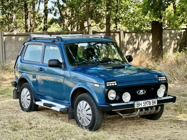 Синий ВАЗ 21214, объемом двигателя 1.7 л и пробегом 208 тыс. км за 3700 $, фото 3 на Automoto.ua