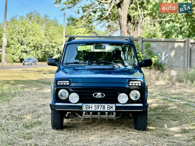 Синий ВАЗ 21214, объемом двигателя 1.7 л и пробегом 209 тыс. км за 3400 $, фото 1 на Automoto.ua