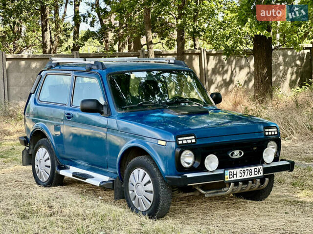 Синий ВАЗ 21214, объемом двигателя 1.7 л и пробегом 209 тыс. км за 3400 $, фото 3 на Automoto.ua