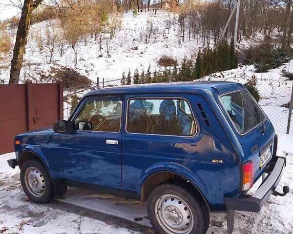 Синий ВАЗ 21214, объемом двигателя 1.69 л и пробегом 45 тыс. км за 6300 $, фото 3 на Automoto.ua