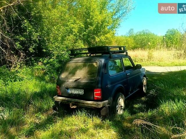 Синій ВАЗ 21214, об'ємом двигуна 1.7 л та пробігом 228 тис. км за 3000 $, фото 2 на Automoto.ua