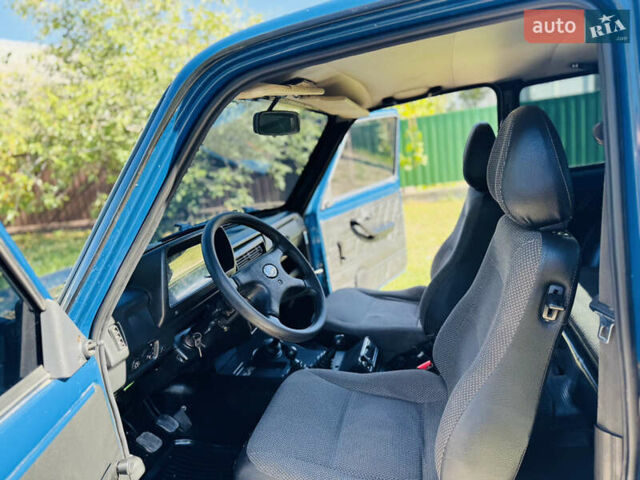 Синий ВАЗ 21214, объемом двигателя 1.7 л и пробегом 57 тыс. км за 5300 $, фото 7 на Automoto.ua