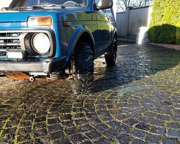 Синій ВАЗ 21214, об'ємом двигуна 1.69 л та пробігом 150 тис. км за 3800 $, фото 6 на Automoto.ua