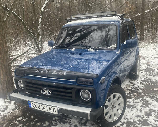 Синій ВАЗ 21214, об'ємом двигуна 1.69 л та пробігом 230 тис. км за 4300 $, фото 3 на Automoto.ua