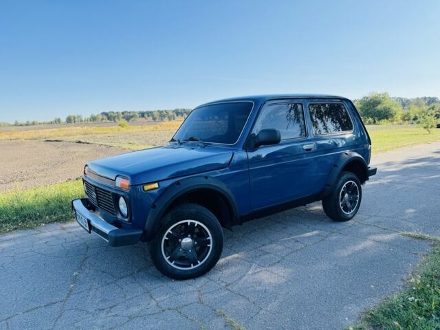 Синій ВАЗ 21214, об'ємом двигуна 1.7 л та пробігом 57 тис. км за 5300 $, фото 2 на Automoto.ua