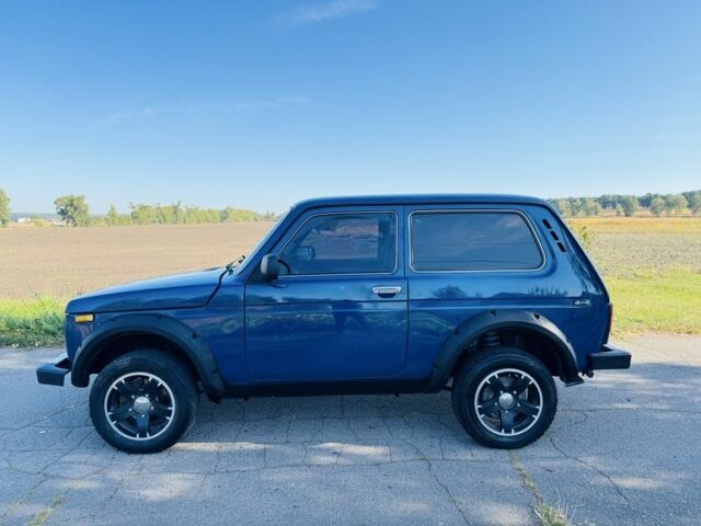Синій ВАЗ 21214, об'ємом двигуна 1.7 л та пробігом 57 тис. км за 5300 $, фото 3 на Automoto.ua