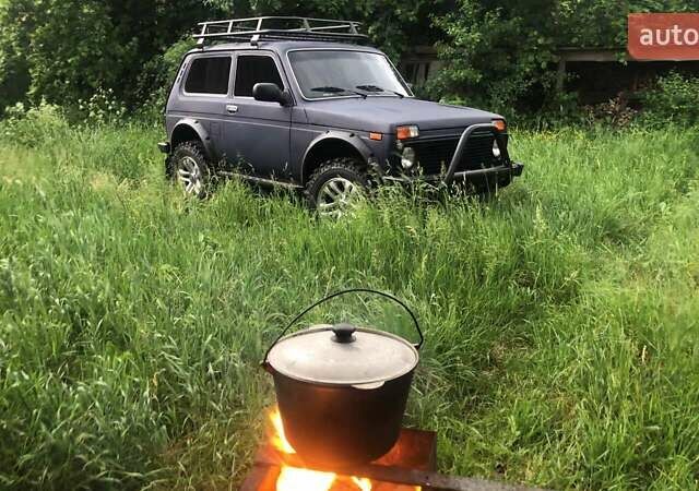 Синий ВАЗ 21214, объемом двигателя 1.7 л и пробегом 10 тыс. км за 6200 $, фото 15 на Automoto.ua