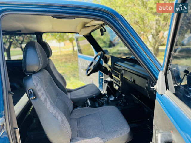 Синий ВАЗ 21214, объемом двигателя 1.7 л и пробегом 57 тыс. км за 5300 $, фото 6 на Automoto.ua