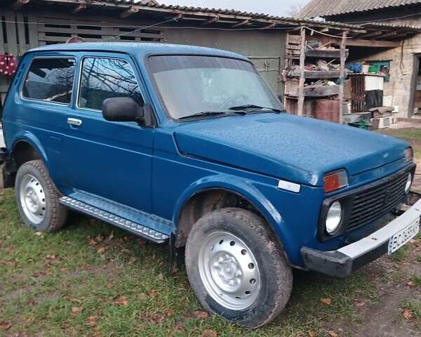 Синій ВАЗ 21214, об'ємом двигуна 1.7 л та пробігом 150 тис. км за 4700 $, фото 2 на Automoto.ua