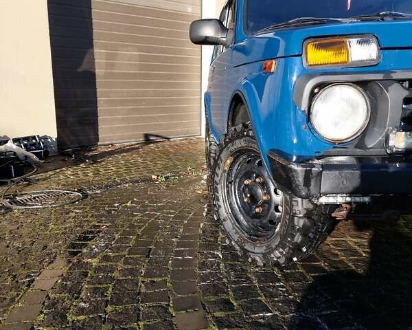 Синій ВАЗ 21214, об'ємом двигуна 1.69 л та пробігом 150 тис. км за 3800 $, фото 20 на Automoto.ua