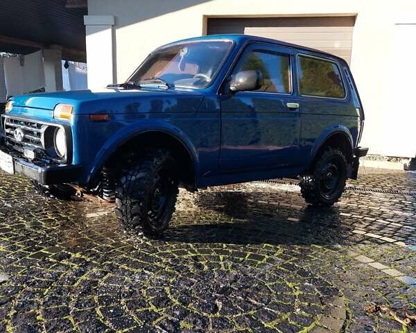 Синій ВАЗ 21214, об'ємом двигуна 1.69 л та пробігом 150 тис. км за 3800 $, фото 4 на Automoto.ua