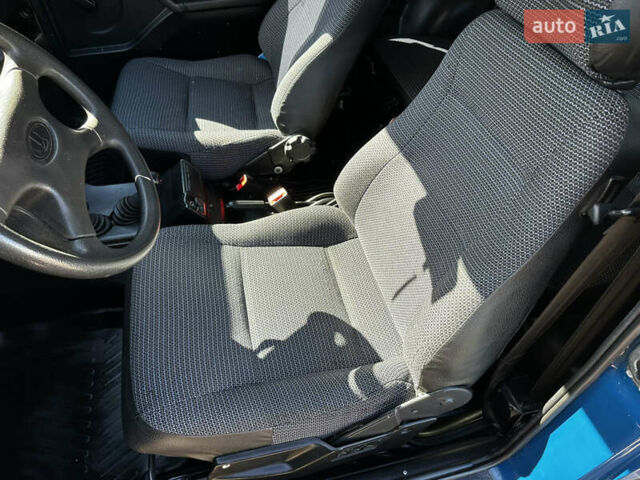 Синий ВАЗ 21214, объемом двигателя 1.7 л и пробегом 60 тыс. км за 6500 $, фото 20 на Automoto.ua
