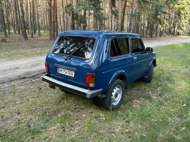 Синий ВАЗ 21214, объемом двигателя 1.7 л и пробегом 220 тыс. км за 3500 $, фото 5 на Automoto.ua