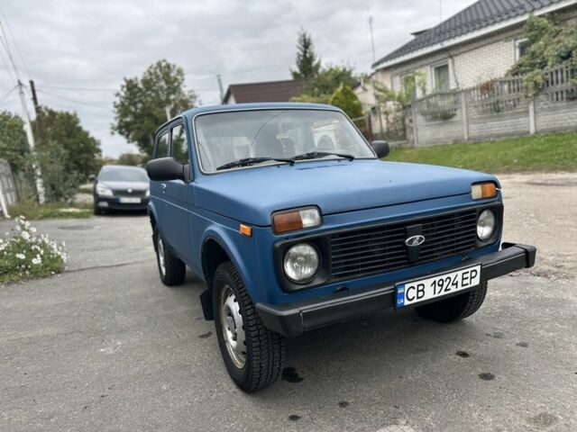Синий ВАЗ 21214, объемом двигателя 1.7 л и пробегом 100 тыс. км за 3500 $, фото 5 на Automoto.ua