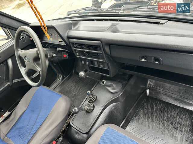 Синий ВАЗ 21214, объемом двигателя 1.69 л и пробегом 100 тыс. км за 3500 $, фото 21 на Automoto.ua