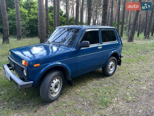 Синій ВАЗ 21214, об'ємом двигуна 1.7 л та пробігом 220 тис. км за 3500 $, фото 1 на Automoto.ua