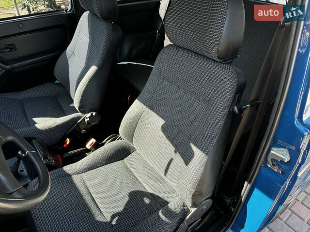 Синий ВАЗ 21214, объемом двигателя 1.7 л и пробегом 60 тыс. км за 6500 $, фото 22 на Automoto.ua