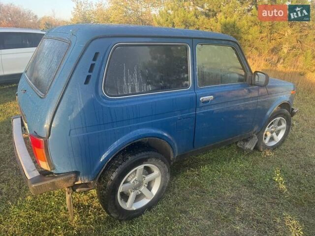 Синій ВАЗ 21214, об'ємом двигуна 1.7 л та пробігом 165 тис. км за 4500 $, фото 3 на Automoto.ua