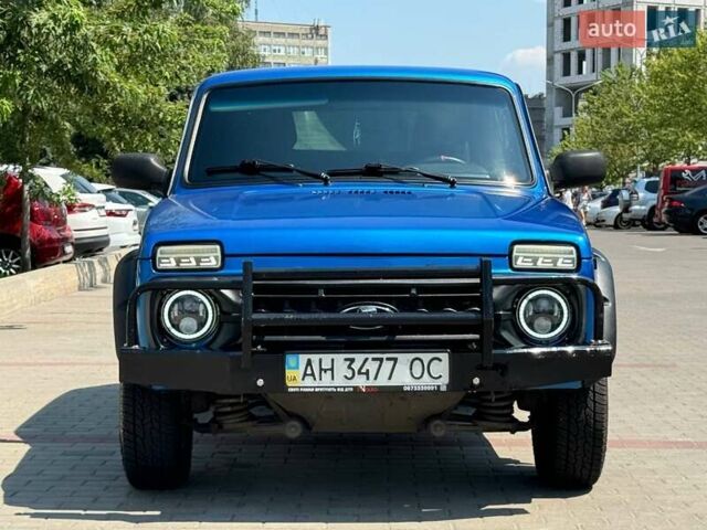 Синий ВАЗ 21214, объемом двигателя 1.69 л и пробегом 149 тыс. км за 5800 $, фото 2 на Automoto.ua