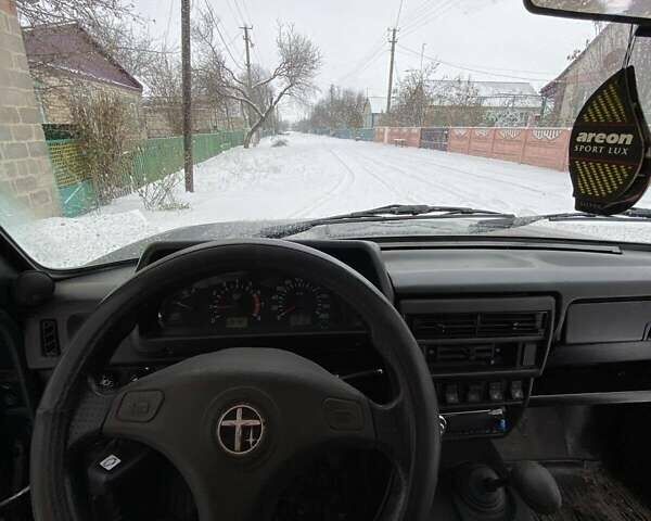 Синій ВАЗ 21214, об'ємом двигуна 1.7 л та пробігом 79 тис. км за 6200 $, фото 4 на Automoto.ua